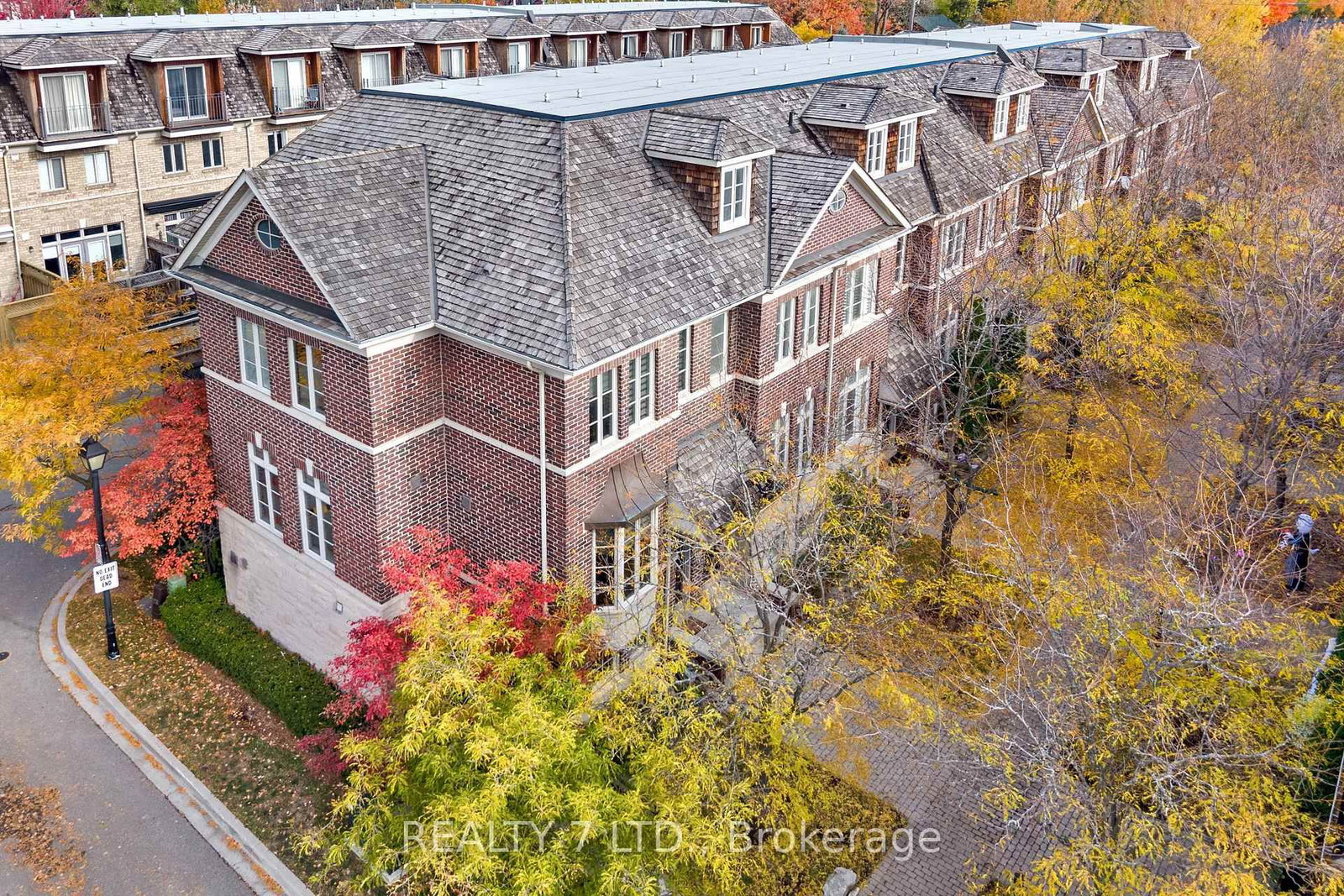 Townhouse for sale at 44 Furrow Lane, Toronto, Ontario, M8Z 0A3 - Islington-City Centre West - MLS: W13059558