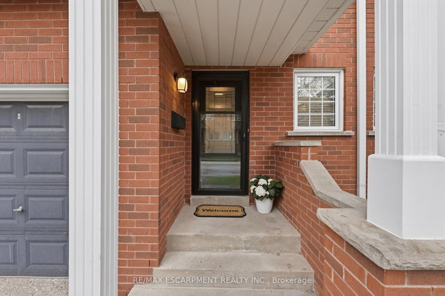 10 - 2880 HEADON FOREST Drive