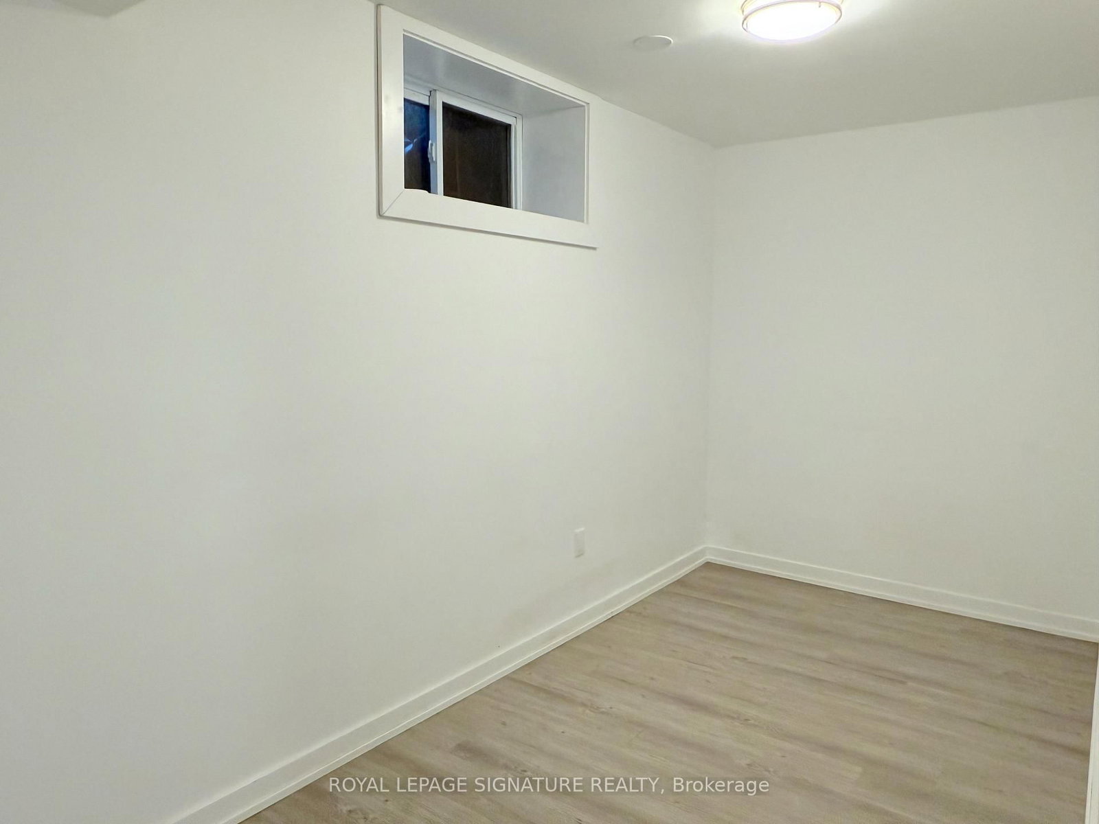 38 Burnhamthorpe Road W - Photo 30