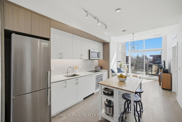 440 - 1575 Lakeshore Road W