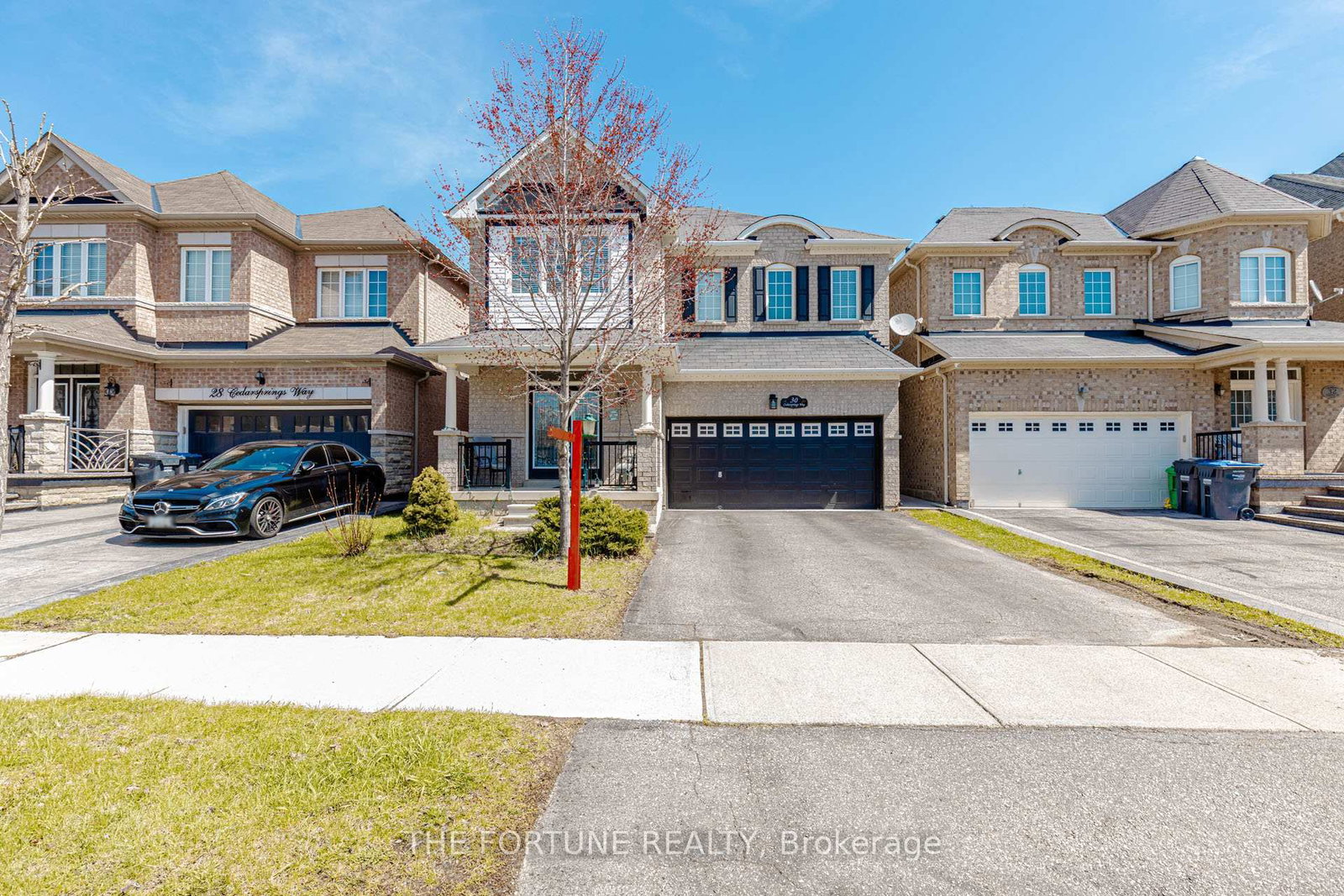 Detached House for sale at 30 Cedarsprings Way, Brampton, Ontario, L6R 0W1 - Sandringham-Wellington - MLS: W13060326