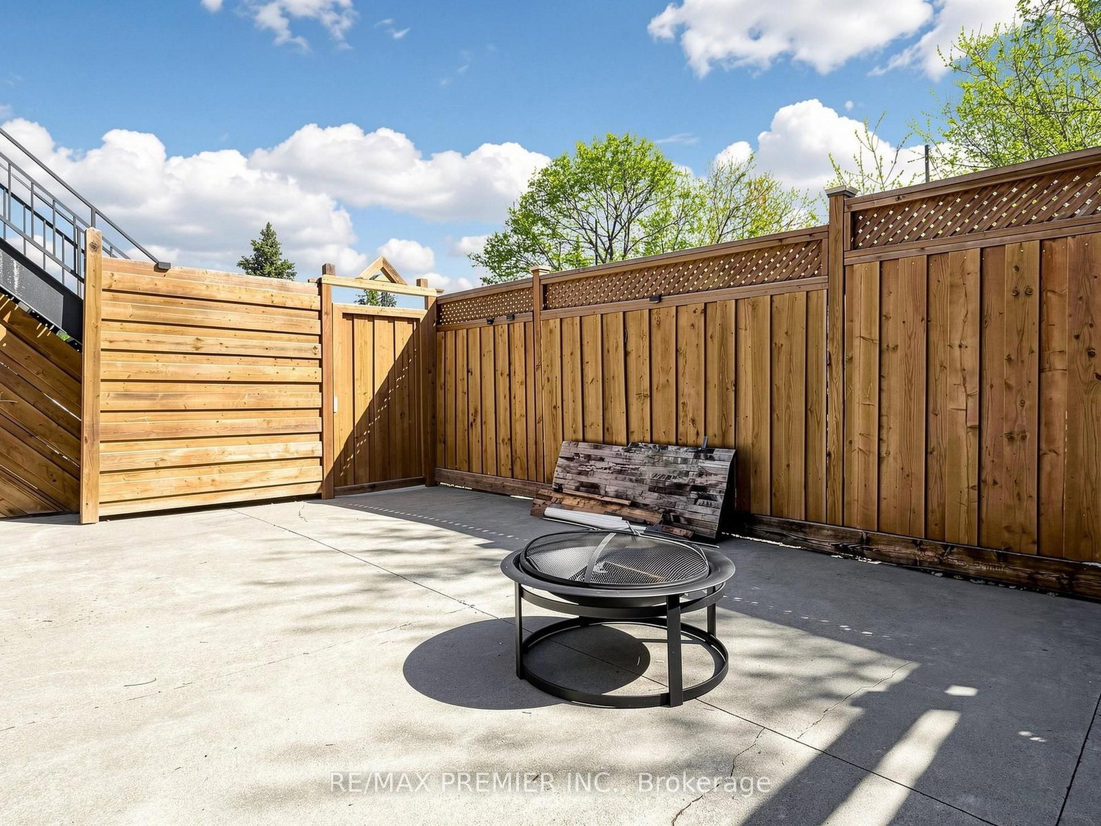 45 Croham Road, Unit Basement - Photo 12