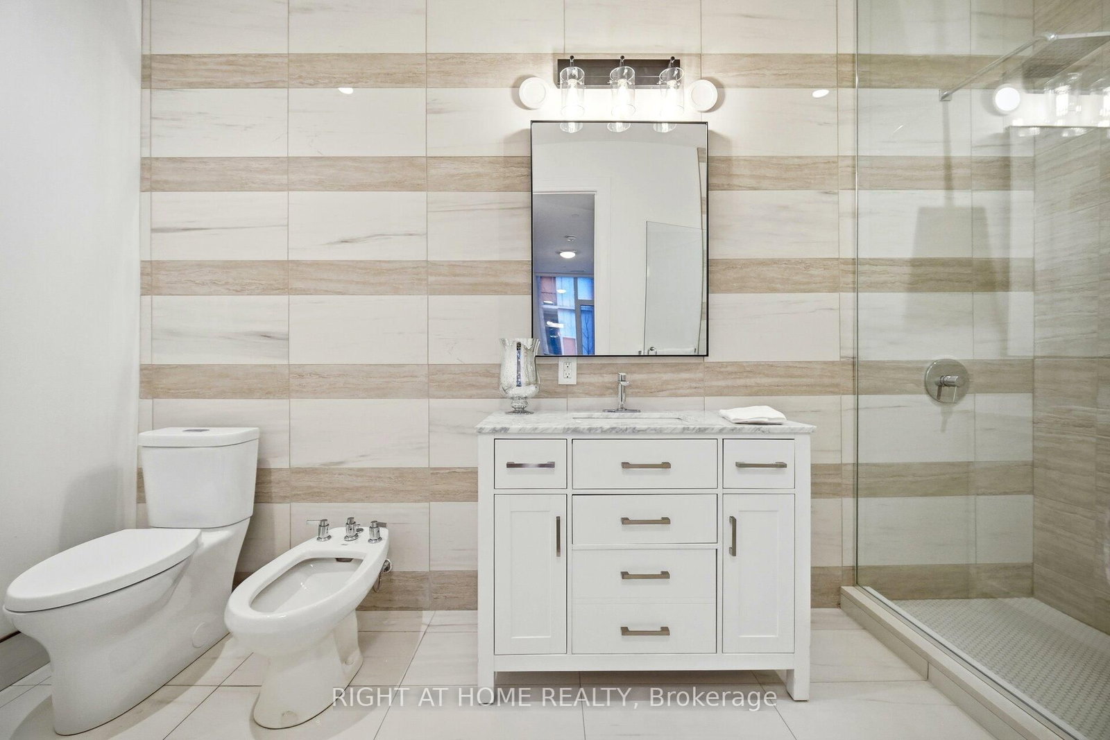42 Mill Street, Unit 105 - Photo 34