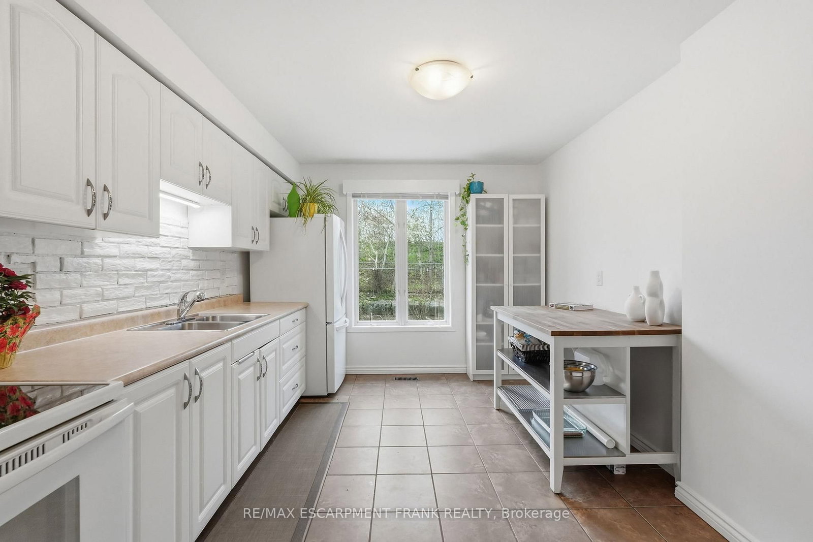 1538 Westminster Place - Photo 10