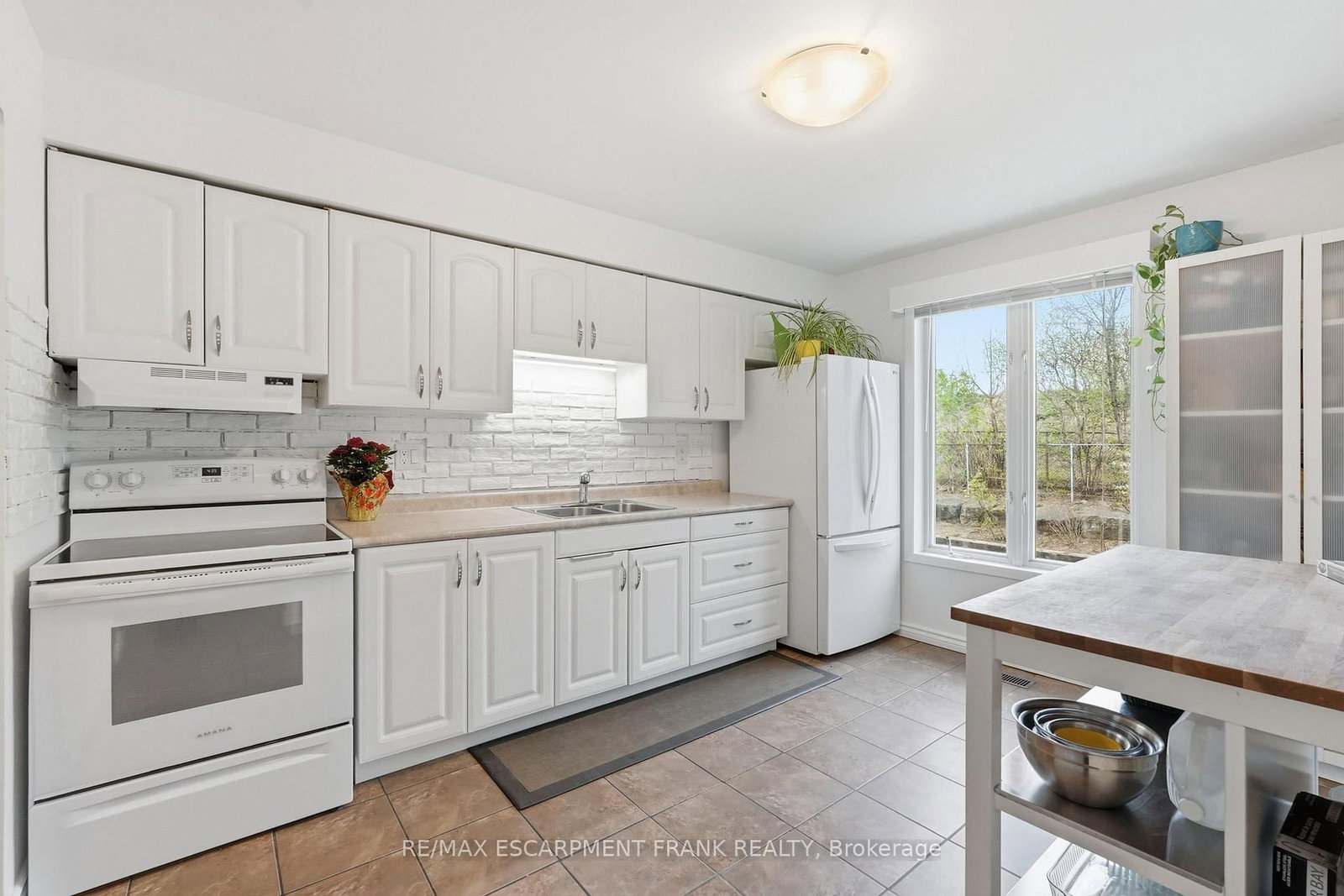 1538 Westminster Place - Photo 9