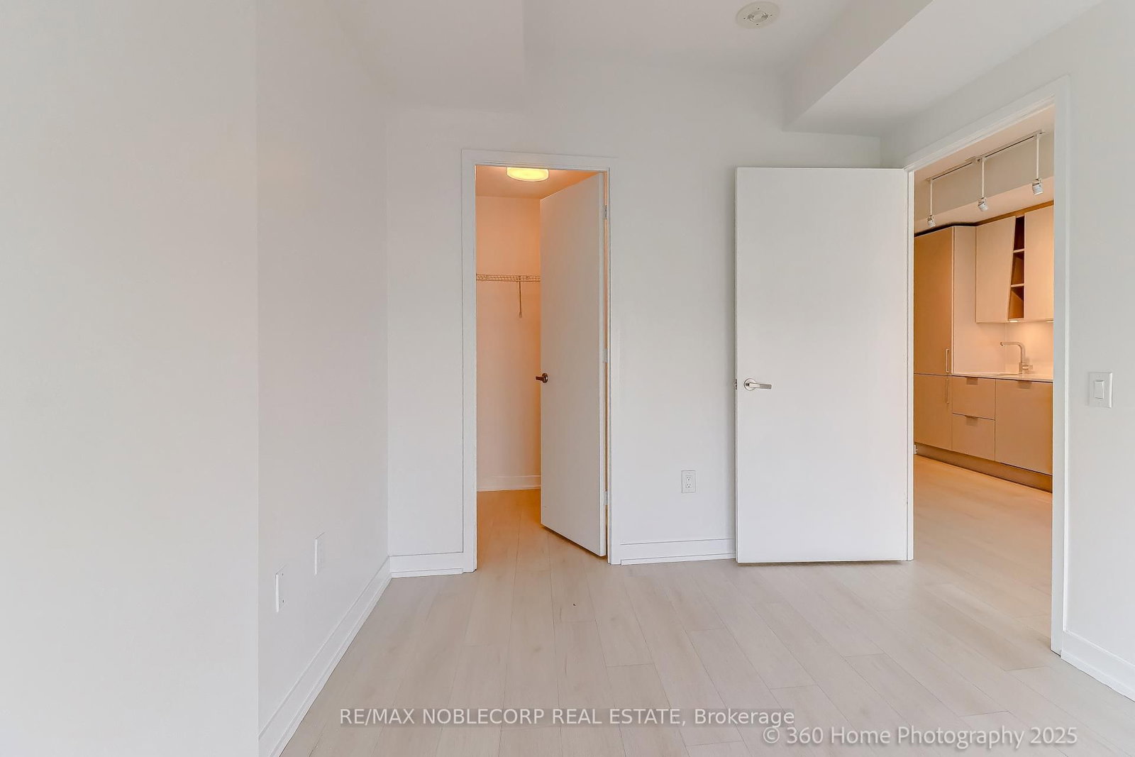 3900 Confederation Parkway, Unit 2912 - Photo 17