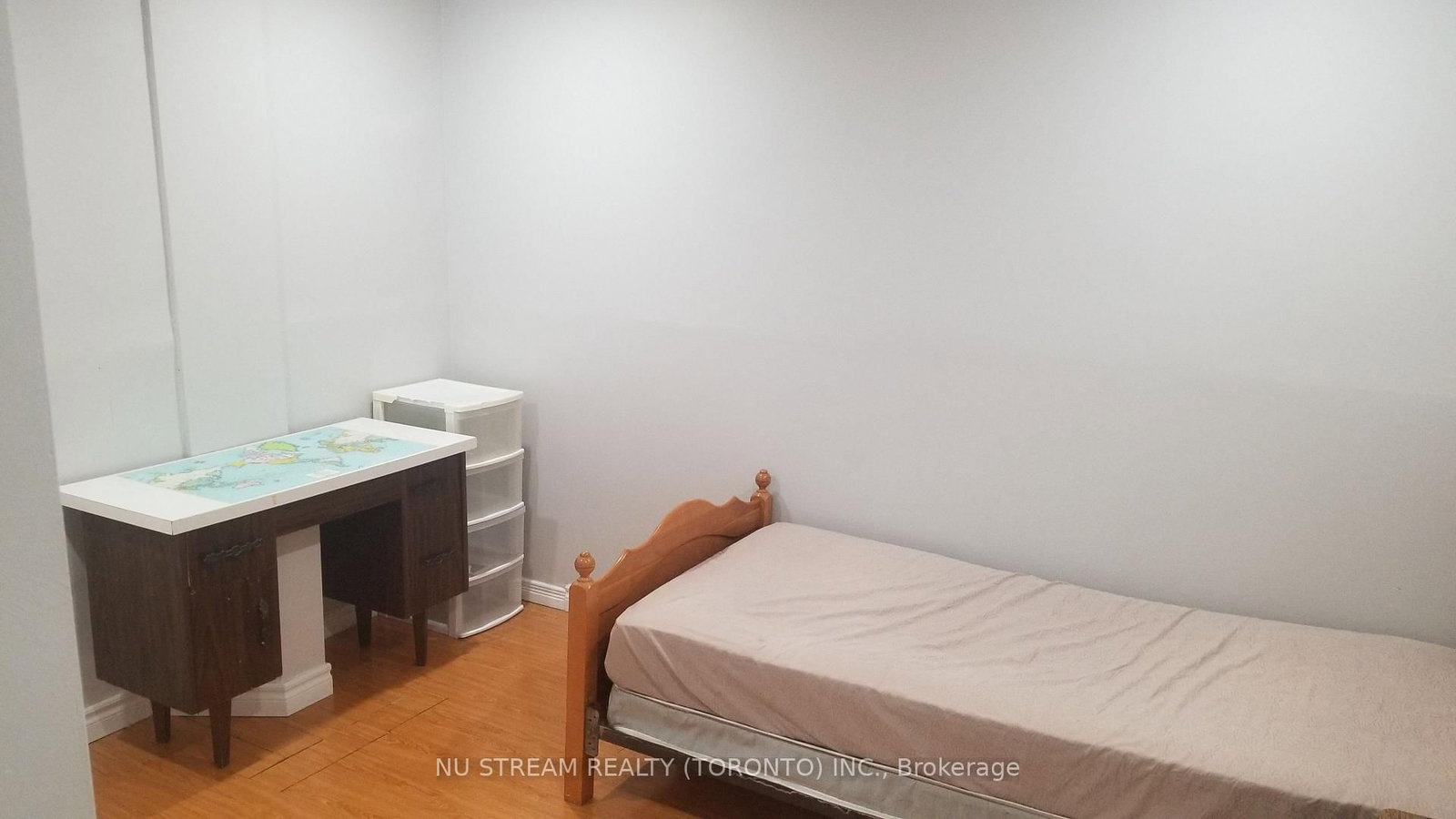 1588 Princelea Place, Unit Lower - Photo 3