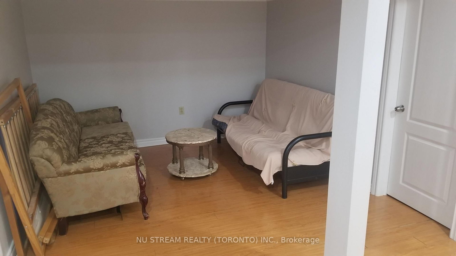 1588 Princelea Place, Unit Lower - Photo 4