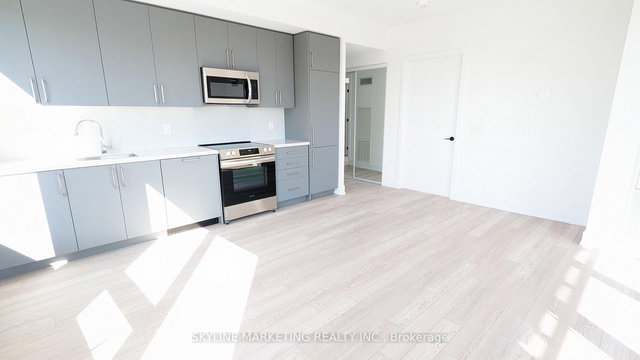 733 - 2450 Old Bronte Road