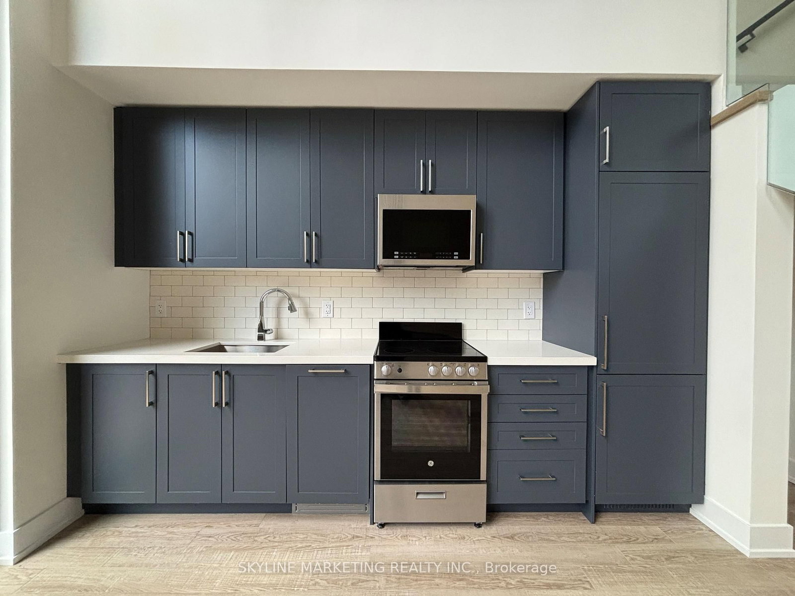 2450 Old Bronte Road, Unit 114