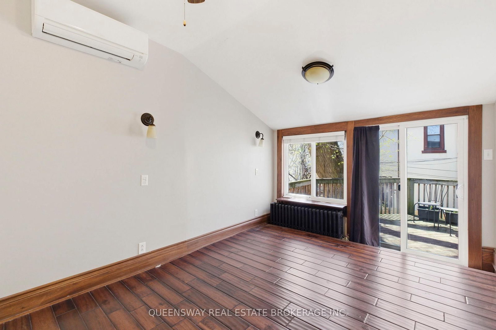 992 Dovercourt Road - Photo 22