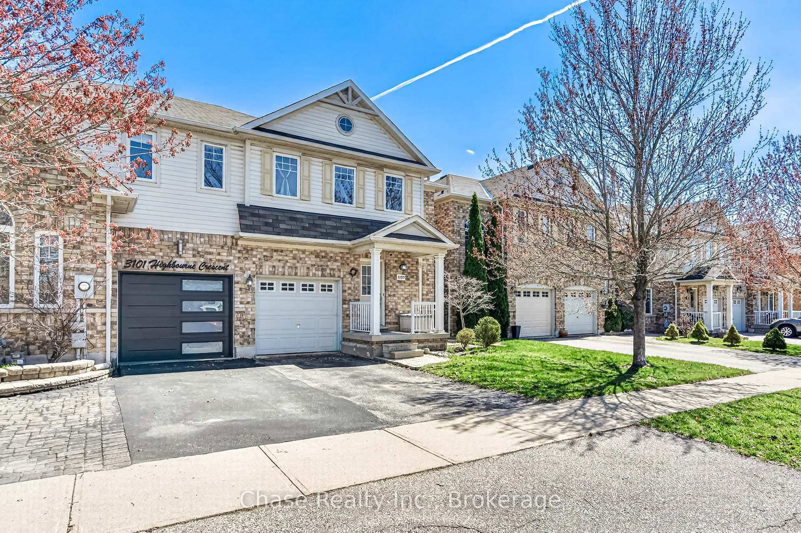 3099 Highbourne Crescent - Photo 2