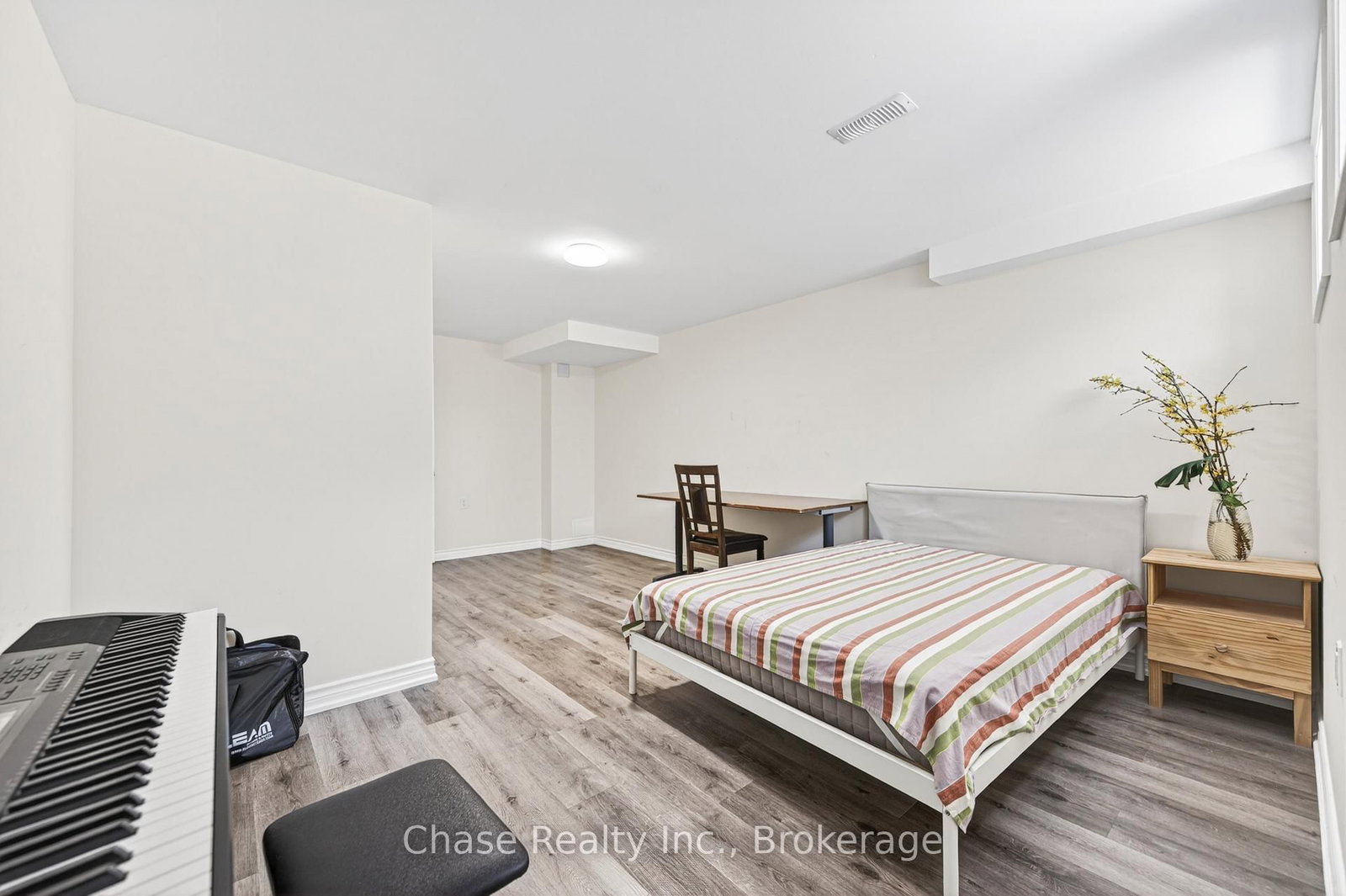 3099 Highbourne Crescent - Photo 32