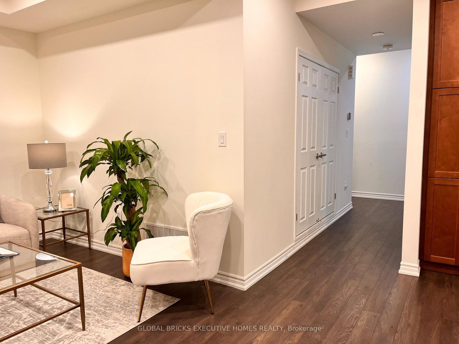 220 Lagerfeld Drive, Unit 9 - Photo 2