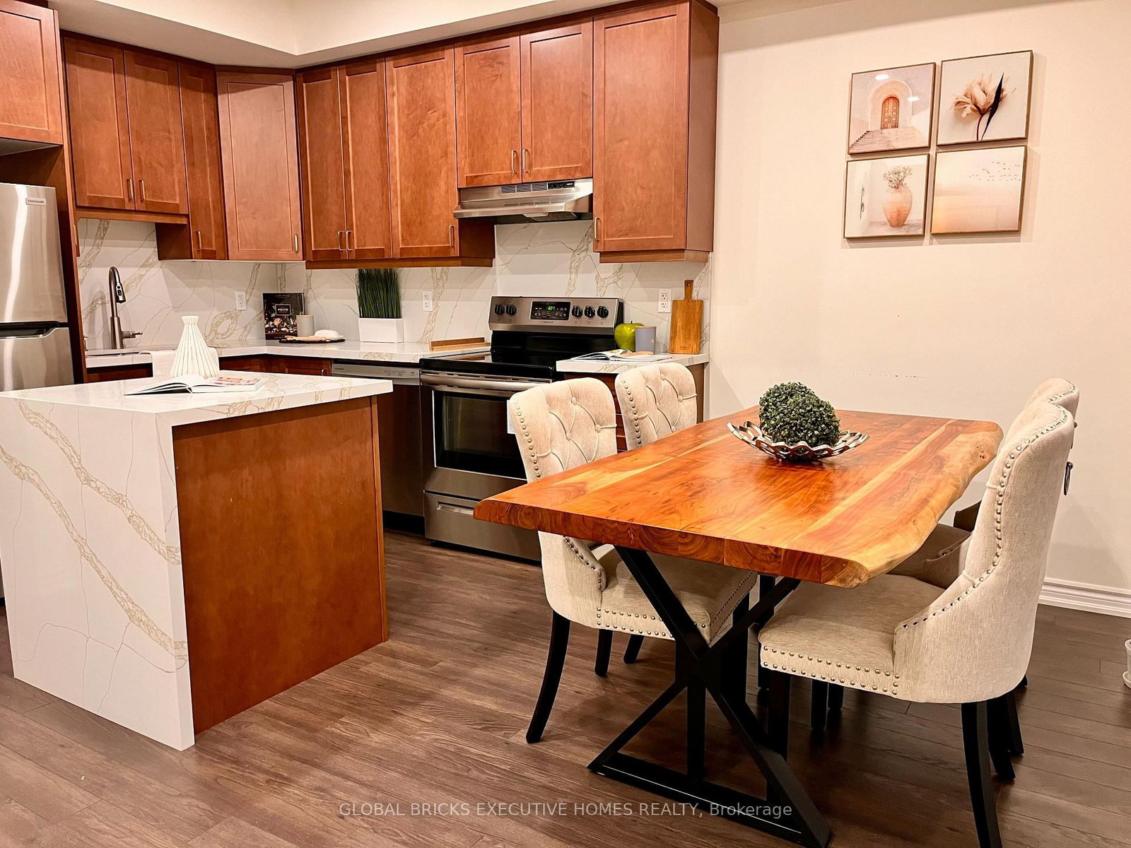220 Lagerfeld Drive, Unit 9 - Photo 7