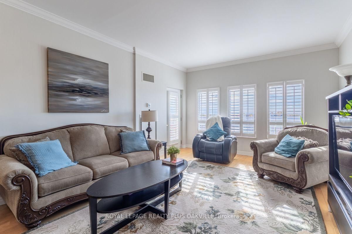 1499 Nottinghill Gate • #403 • Oakville, ON photo 11
