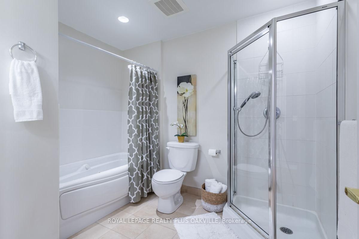 1499 Nottinghill Gate • #403 • Oakville, ON photo 22