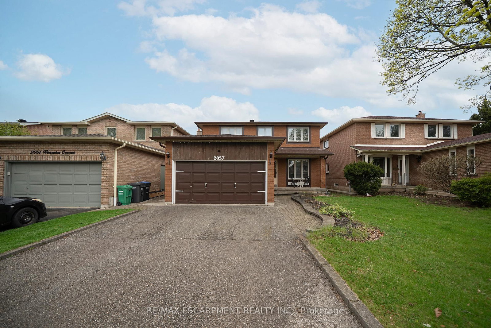 Detached House for sale at 2057 Wincanton Crescent, Mississauga, Ontario, L5M 3E4 - Central Erin Mills - MLS: W13061438