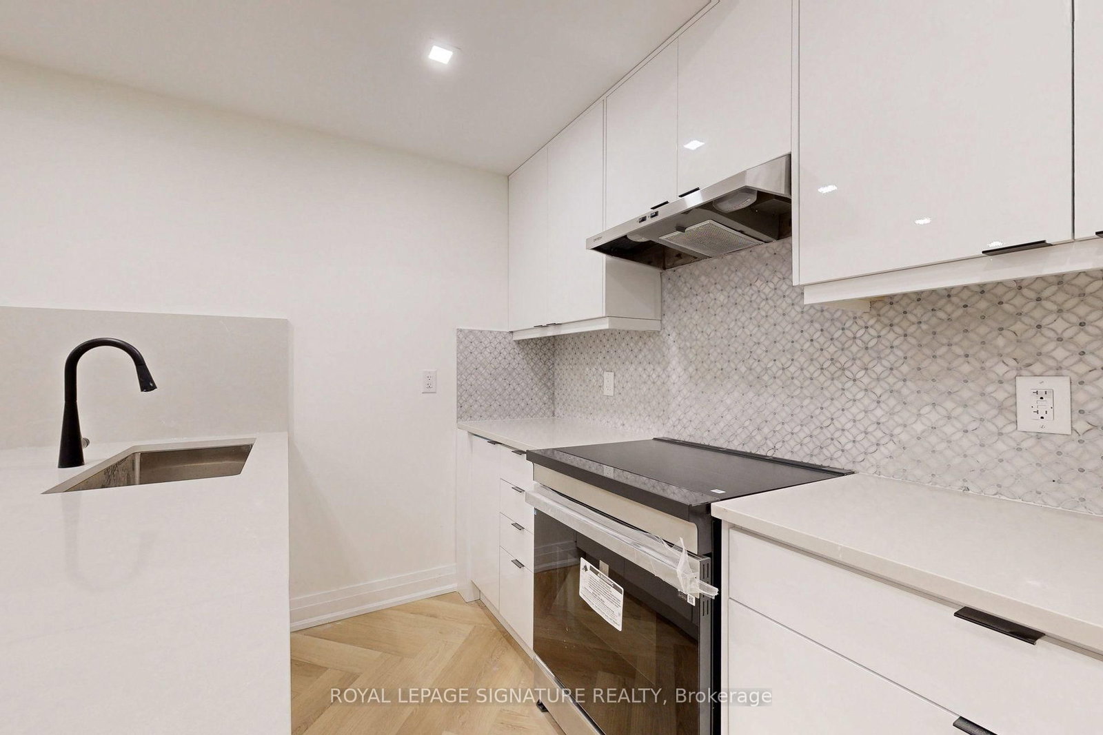 3028 William Cutmore Boulevard, Unit Basement - Photo 17