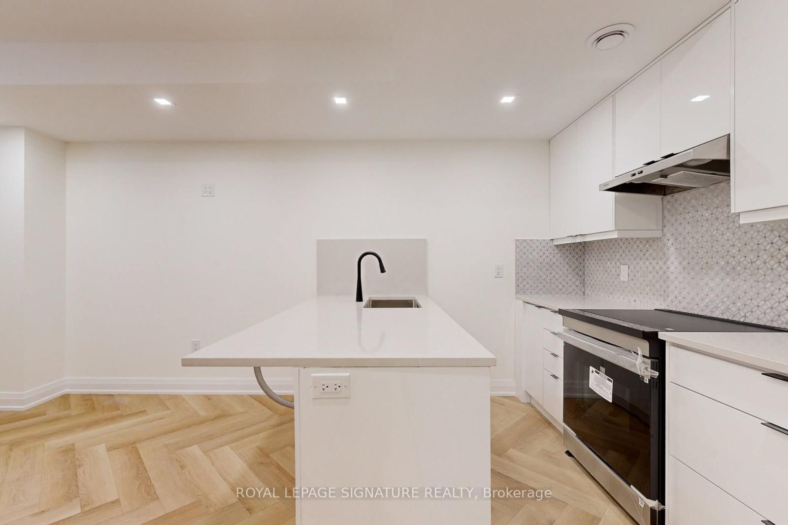 3028 William Cutmore Boulevard, Unit Basement - Photo 3