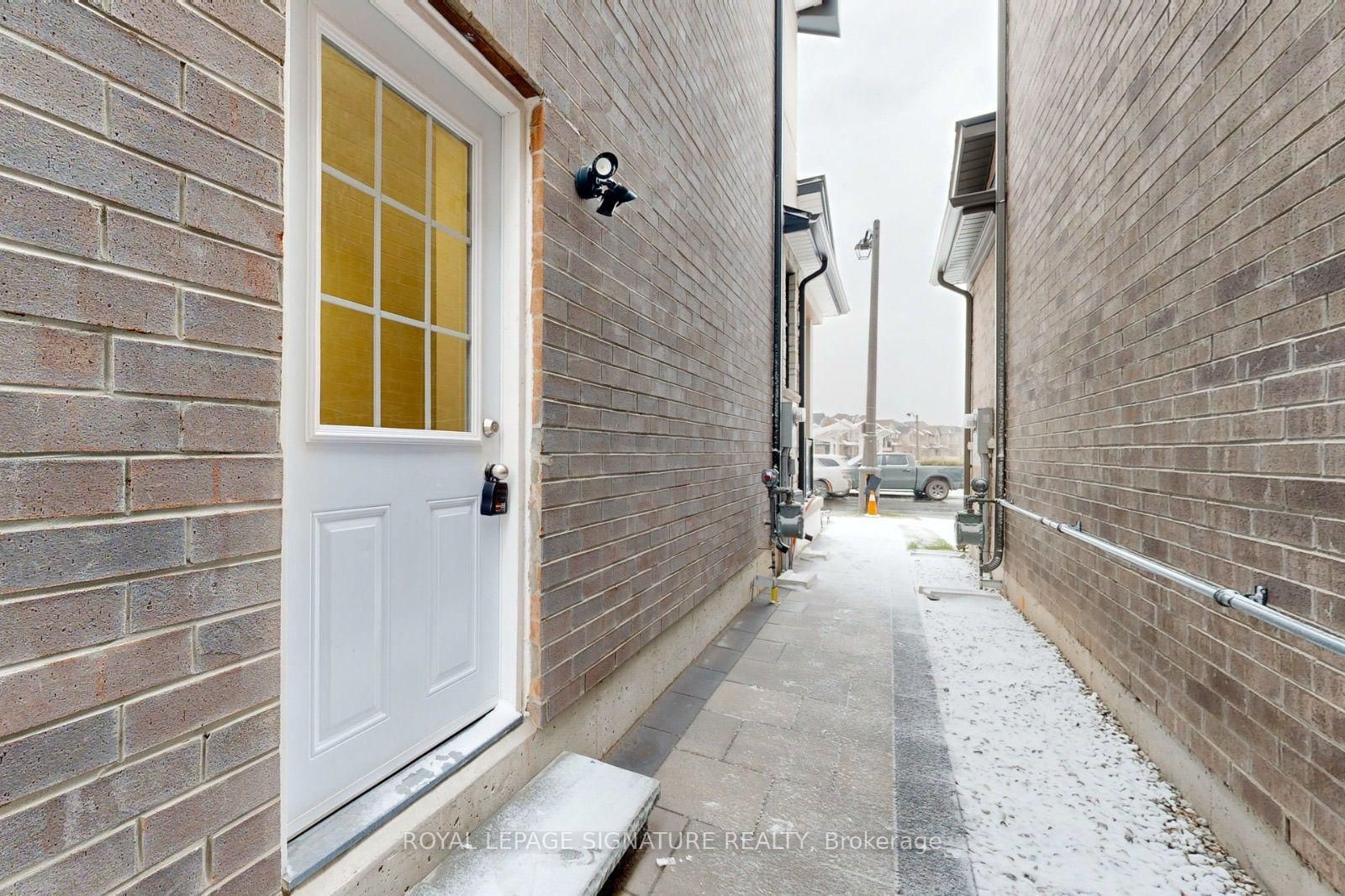 3028 William Cutmore Boulevard, Unit Basement - Photo 4