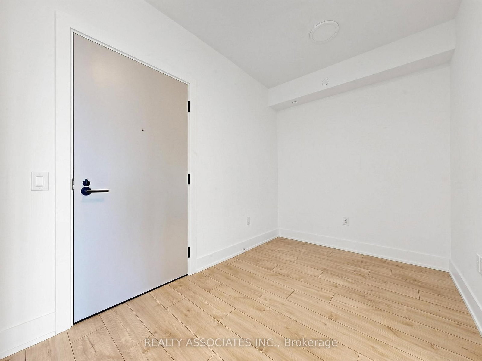 858 Dupont Street, Unit 535 - Photo 14