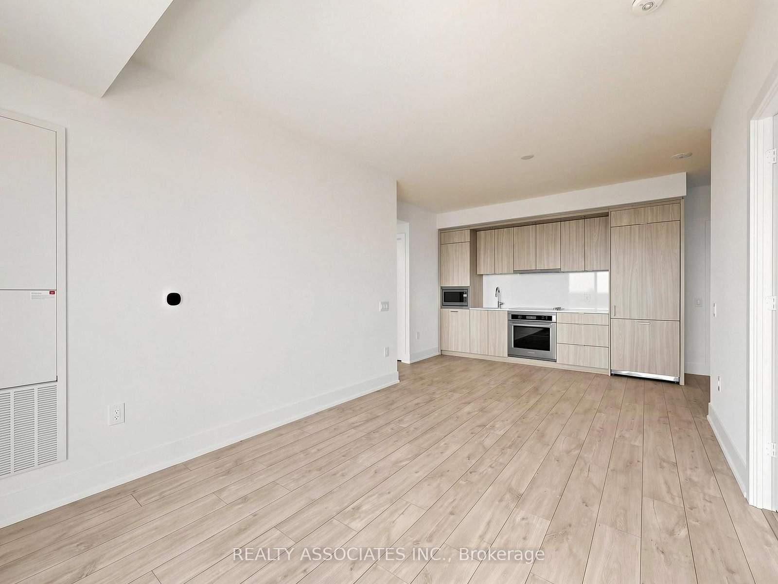 858 Dupont Street, Unit 535 - Photo 9