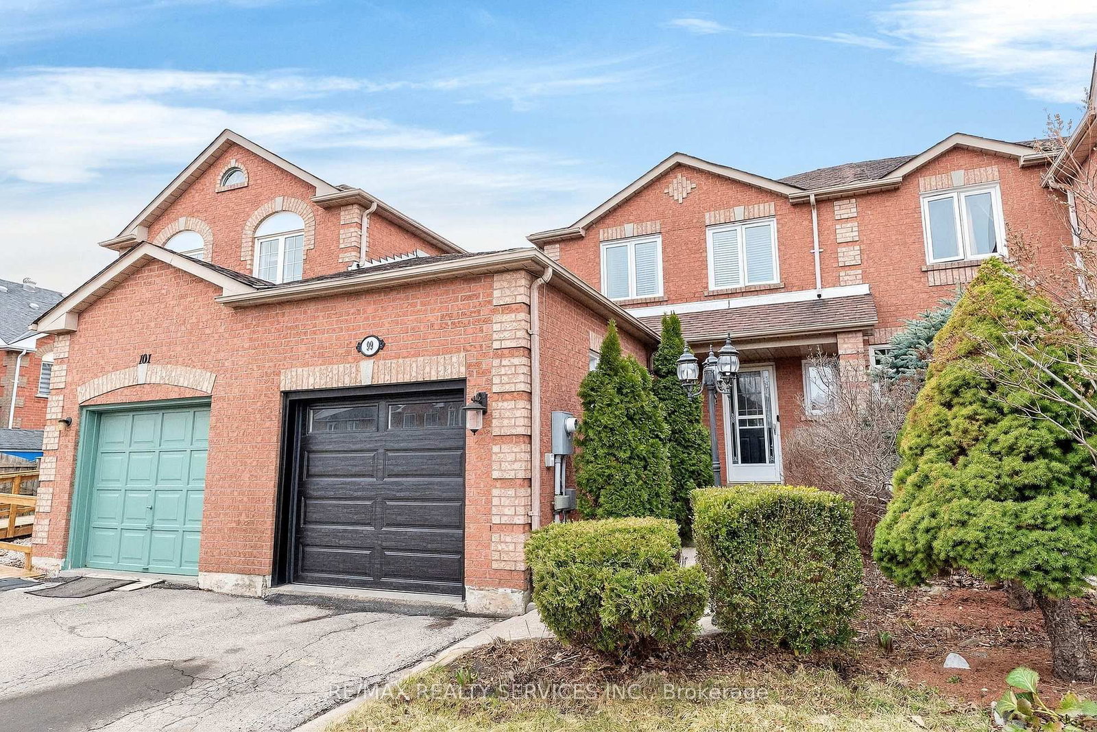 Townhouse for sale at 99 White Tail Crescent, Brampton, Ontario, L6Y 5B9 - Fletcher's West - MLS: W13061694