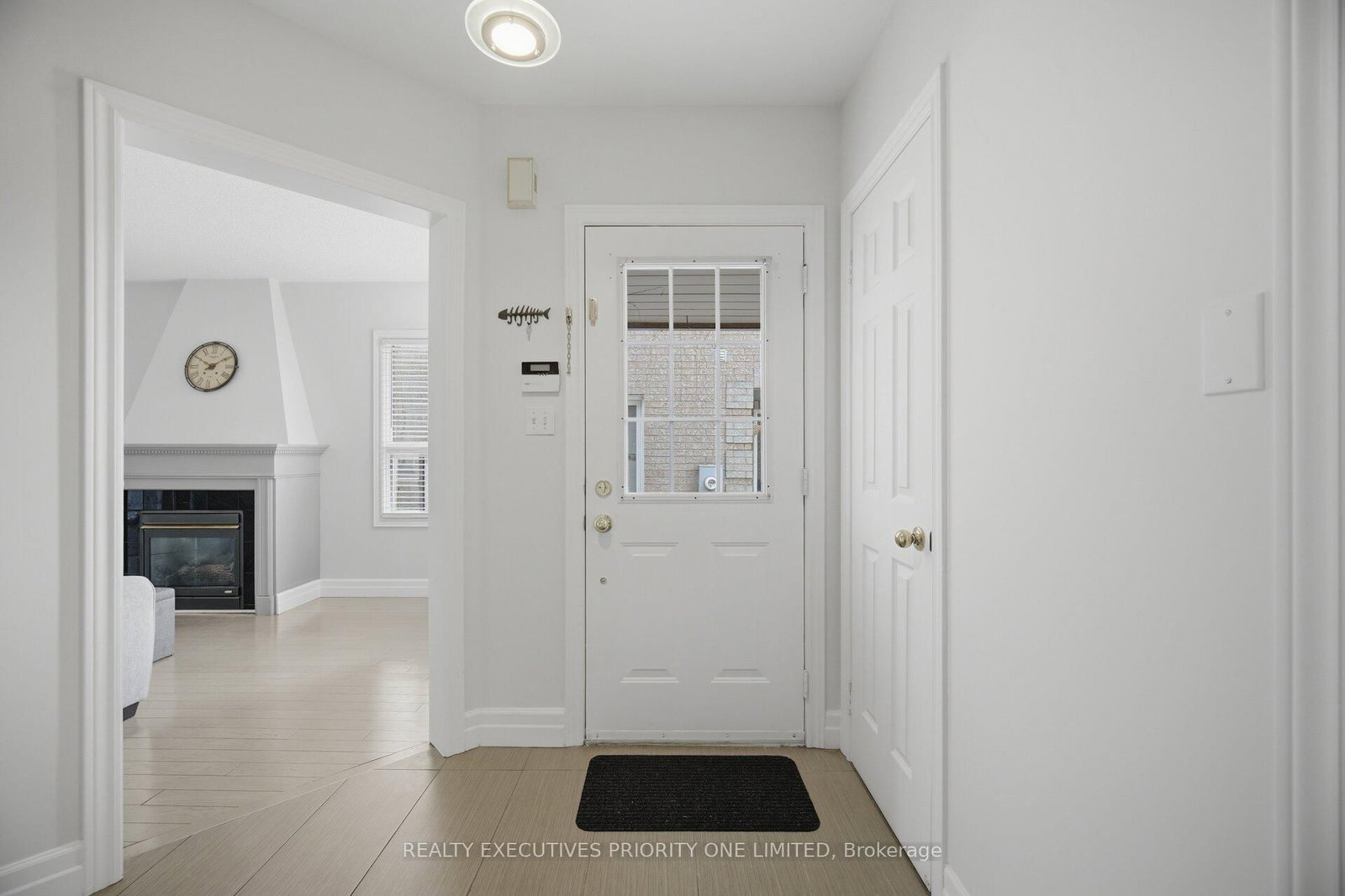 24 Archbury Circle • Caledon, ON photo 2