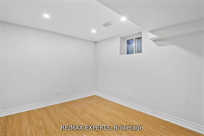 36 Elderwood Place