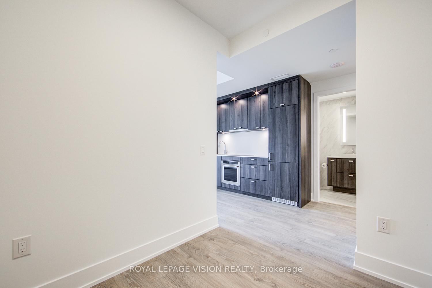 858 Dupont Street, Unit 517 - Photo 5