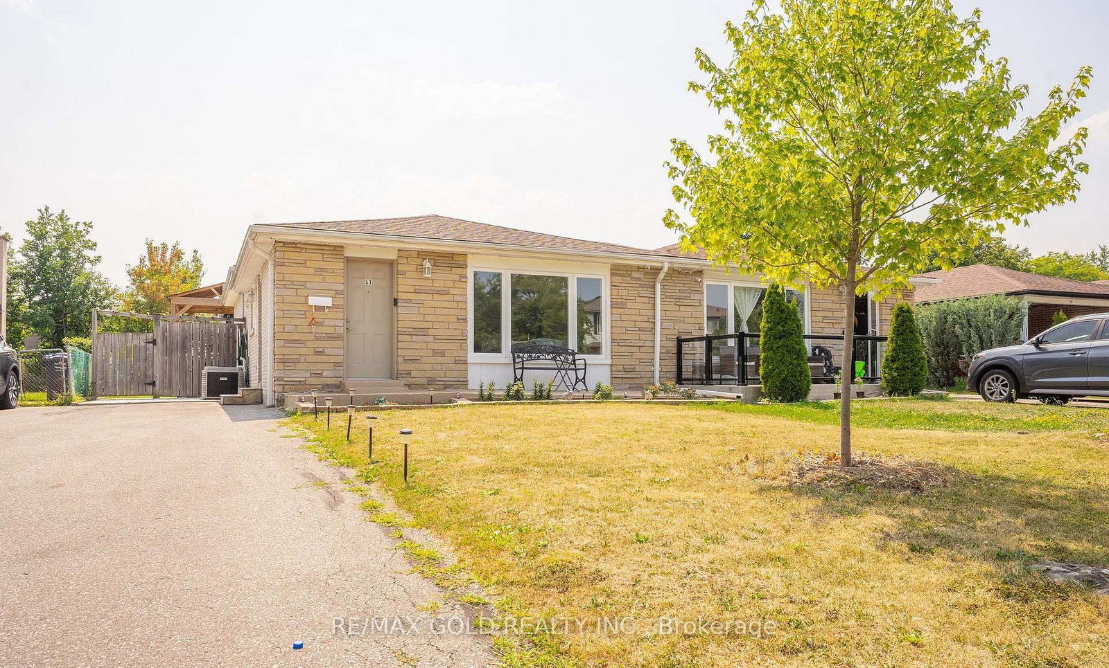 51 Davenport Brampton,ON L6T 3L5 — Photo 3