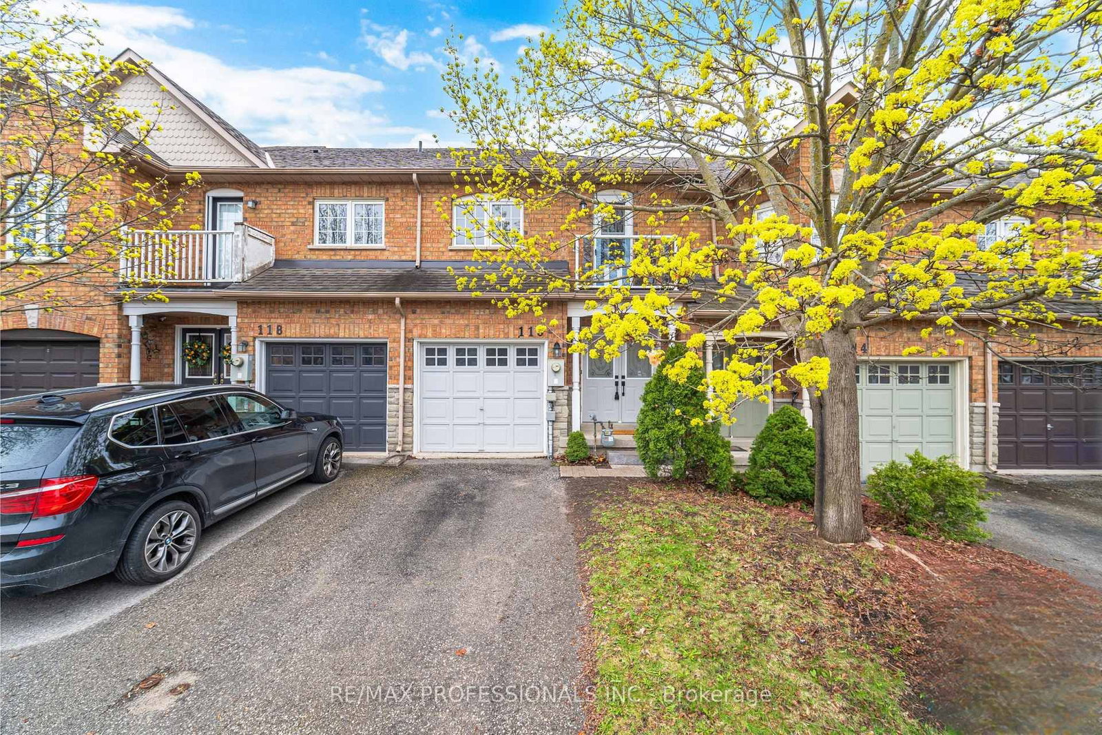 Townhouse for sale at 116 Dominion Gardens Drive, Halton Hills, Ontario, L7G 6B4 - Georgetown - MLS: W13062398
