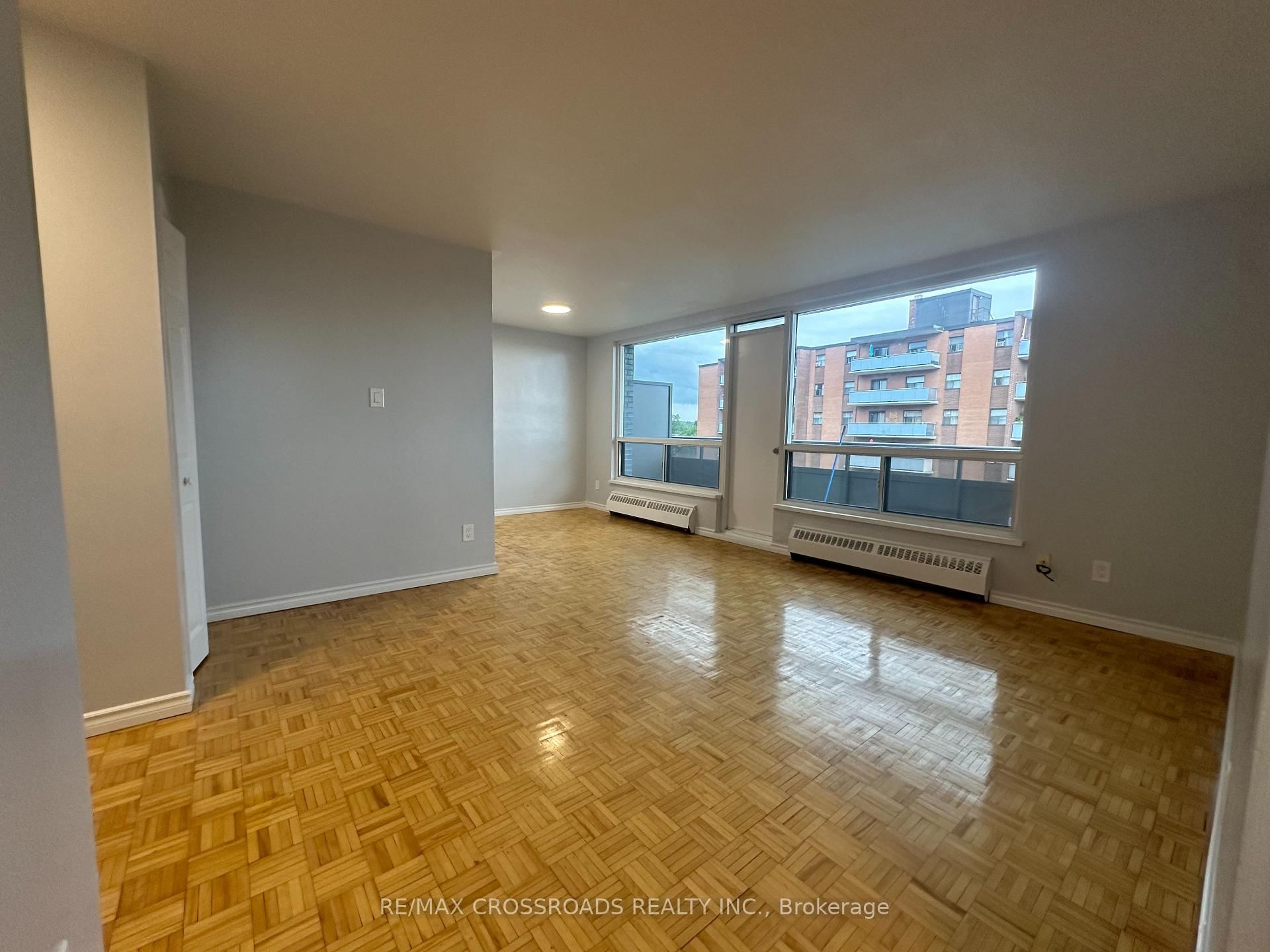 363 Lakeshore Road E, Unit 610