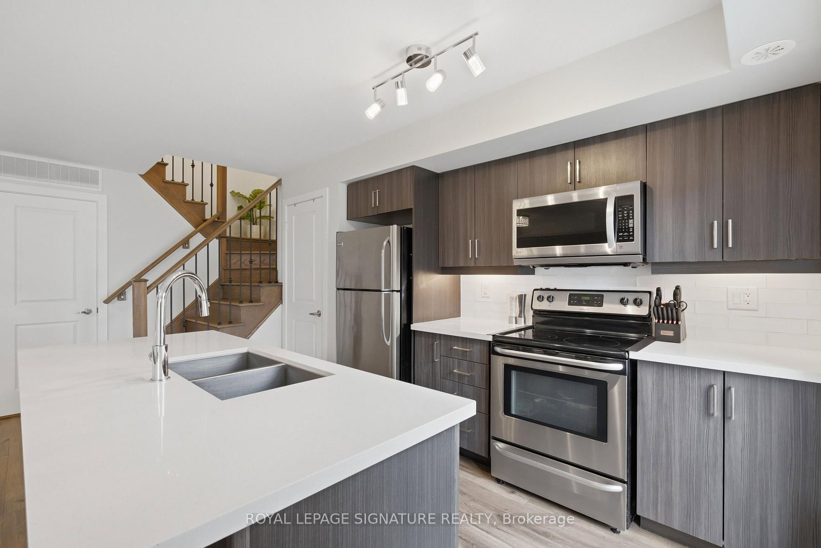 2315 Sheppard Avenue W, Unit 50 - Photo 7