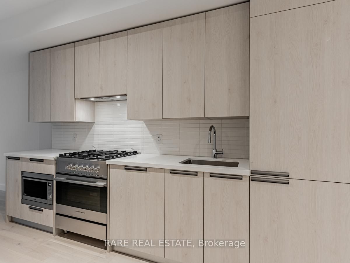 160 Kingsway Crescent, Unit 504