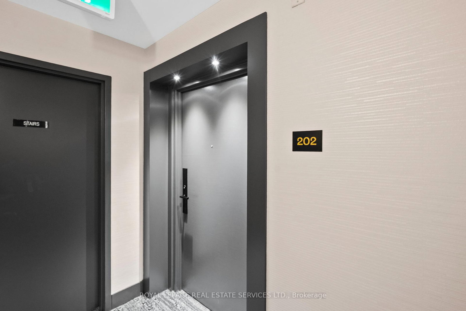 185 Robinson Street, Unit 202 - Photo 25