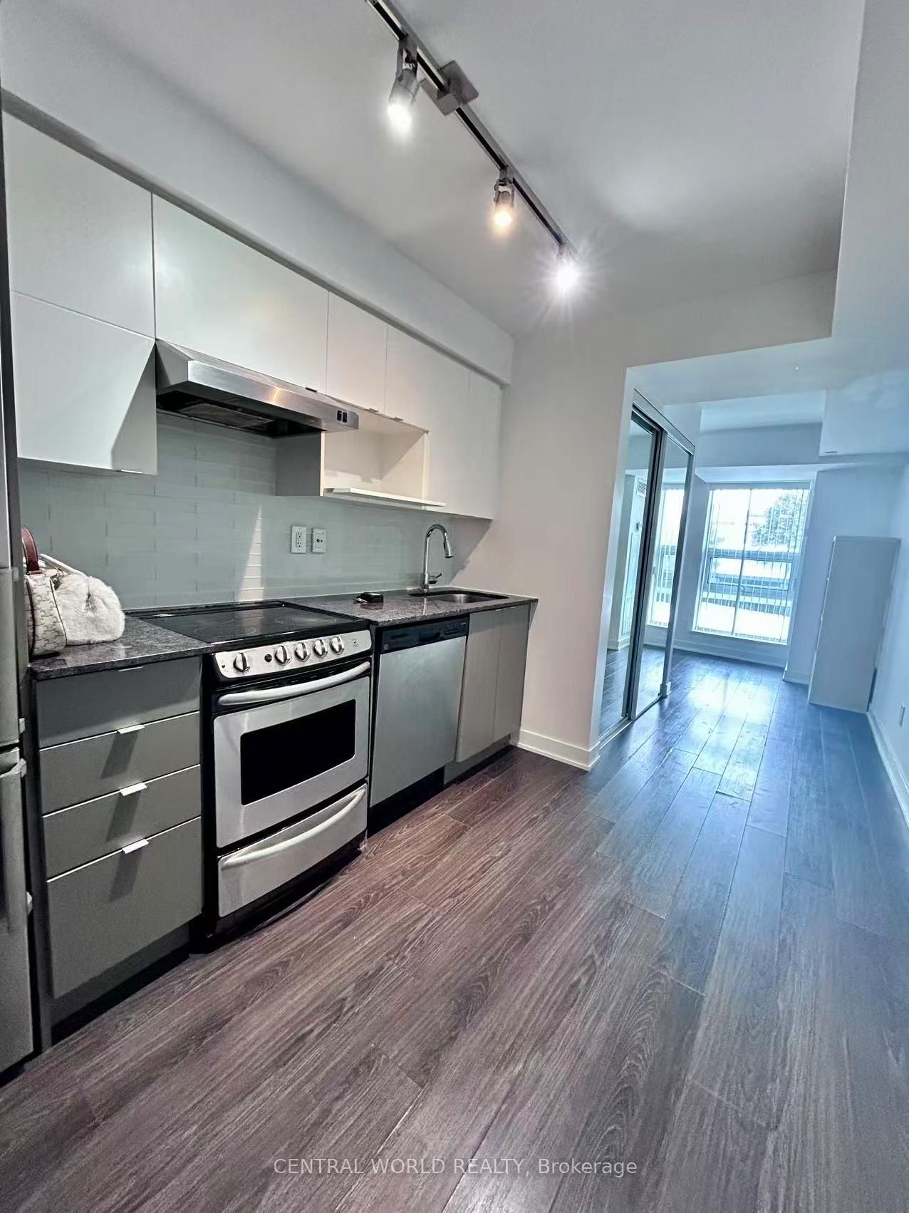 160 Flemington Road, Unit 306 - Photo 3