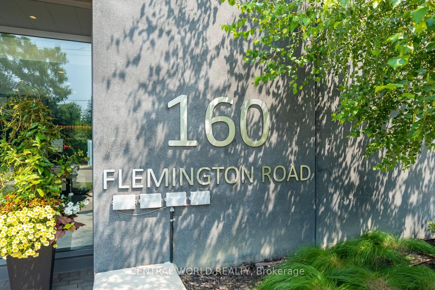 160 Flemington Road, Unit 306 - Photo 7
