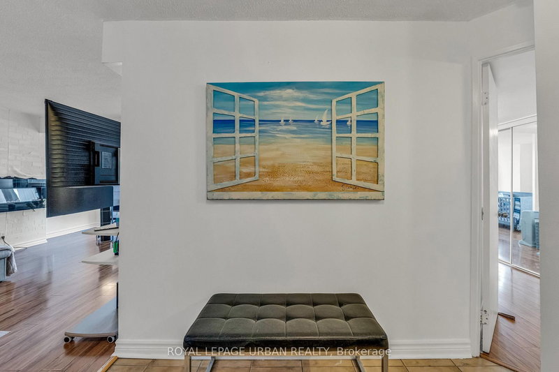 1210 - 61 Markbrook Lane, Toronto, M9V 5E7 | Image 3