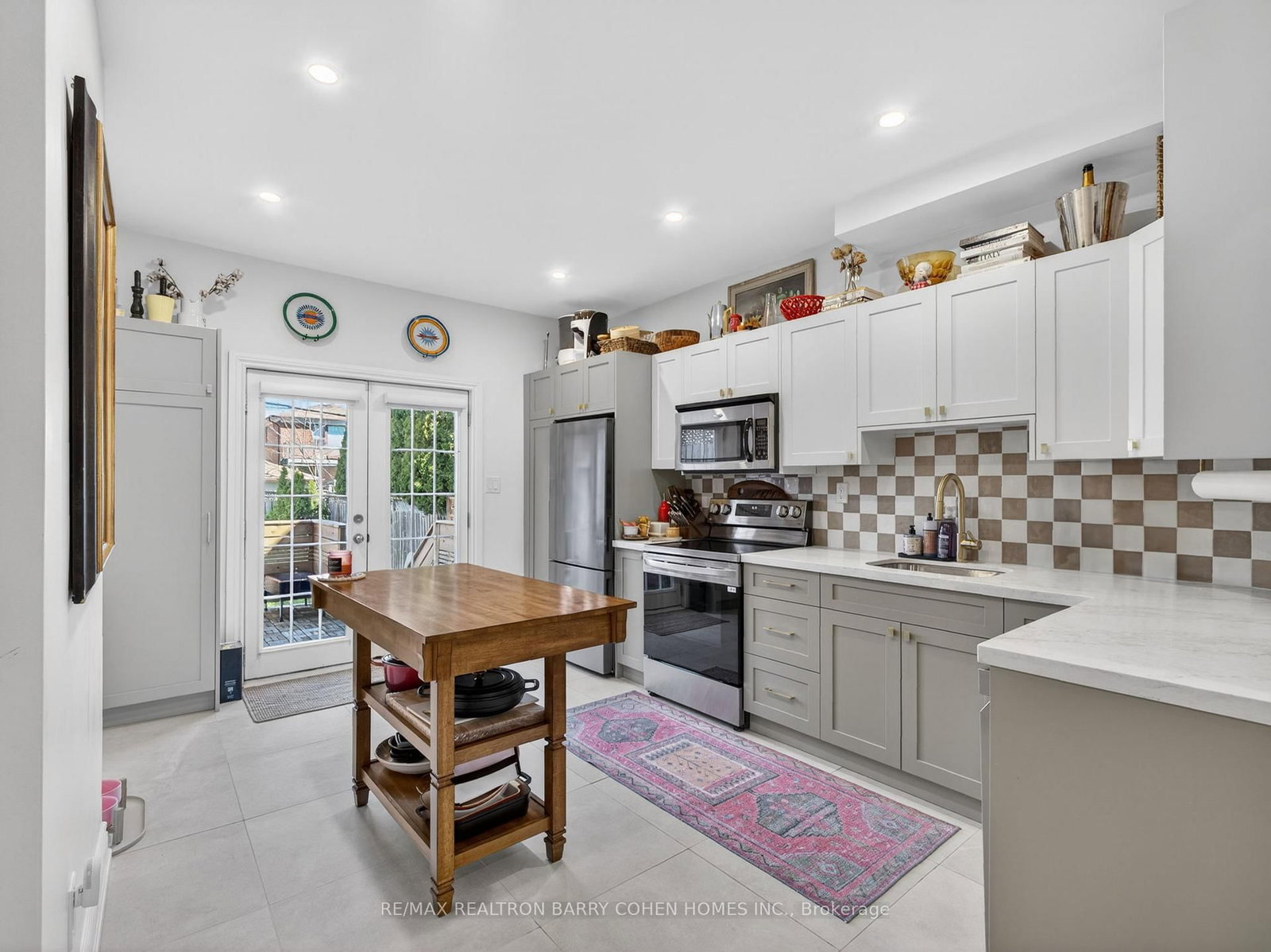 Listing Image 7