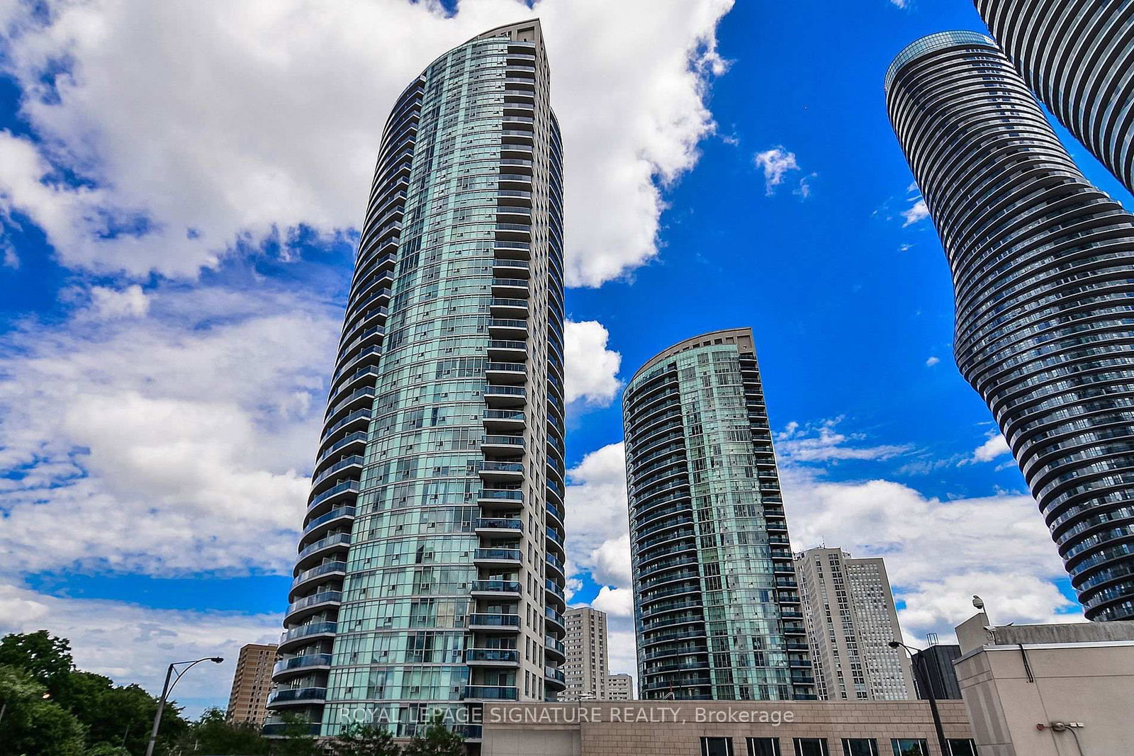 80 Absolute Avenue, Unit 2205