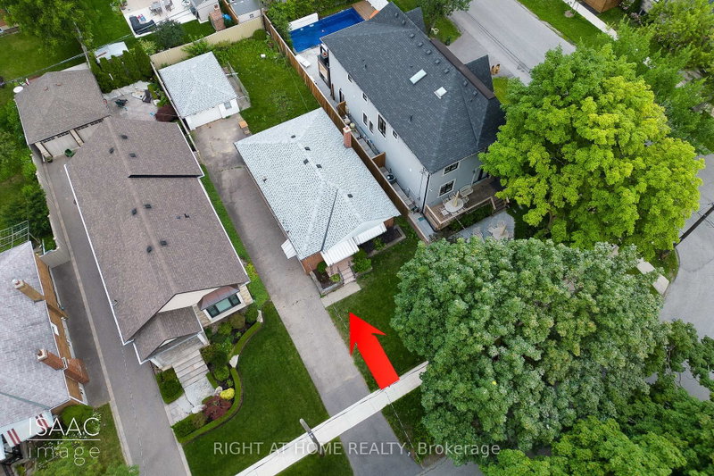 98 Yorkview Drive