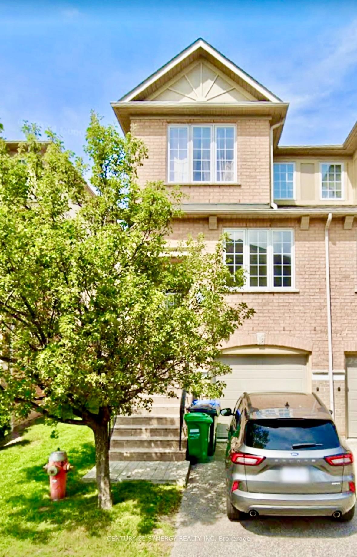 5055 Heatherleigh Avenue, Unit 106