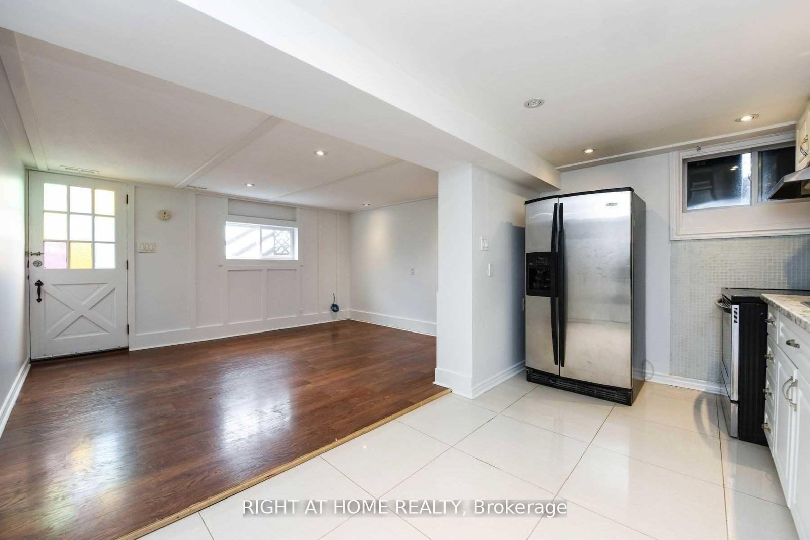 31 E Griggsden Avenue - Photo 2