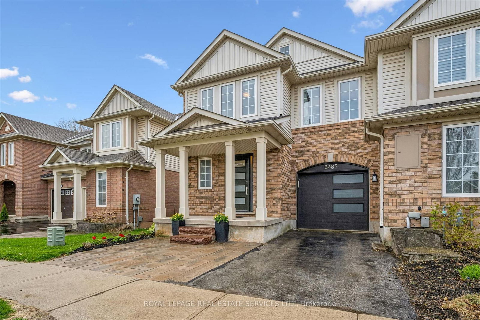 2485 Wooden Hill Circle - Photo 2