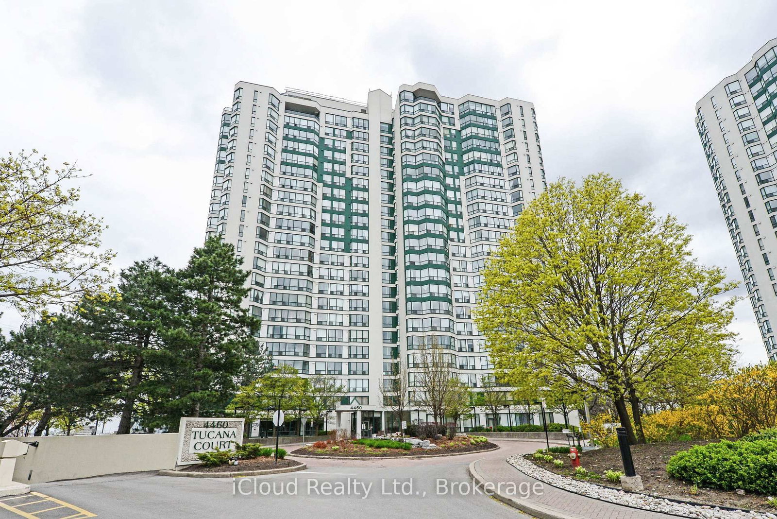 Condo for sale at 1510-4460 Tucana Court, Mississauga, Ontario, L5B 3K9 - Hurontario - MLS: W13064152