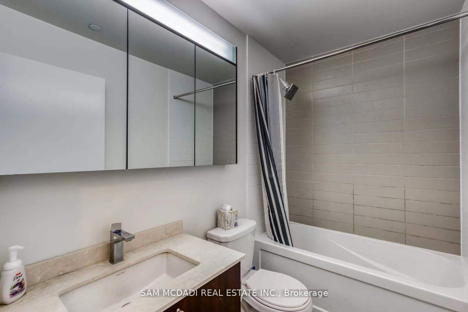 510 Curran Place, Unit 1710 - Photo 5