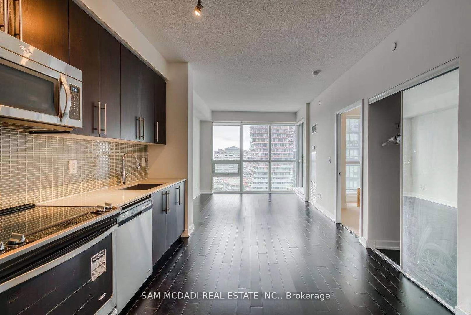 510 Curran Place, Unit 1710 - Photo 7