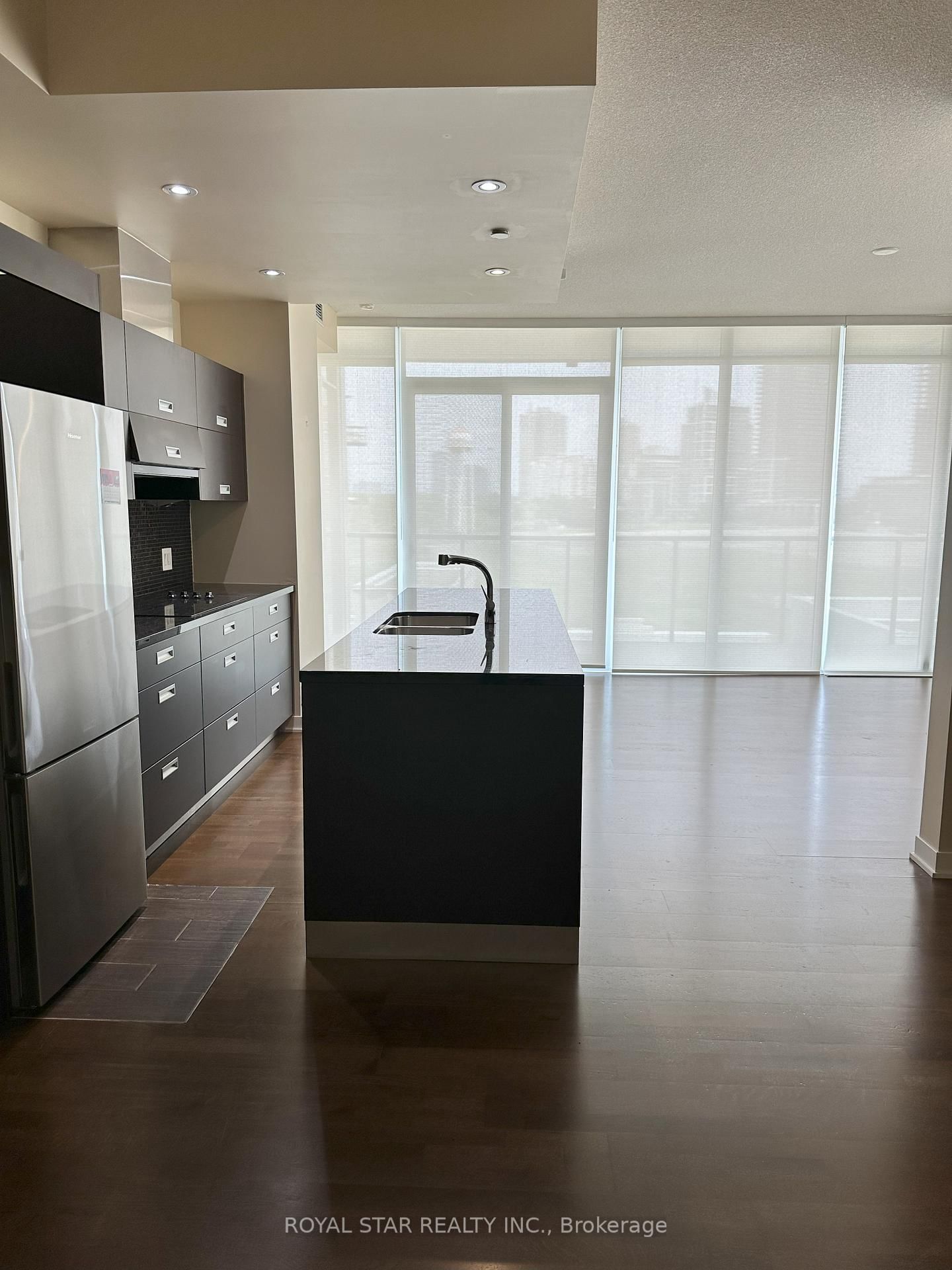 90 Park Lawn Road, Unit 508 - Photo 10